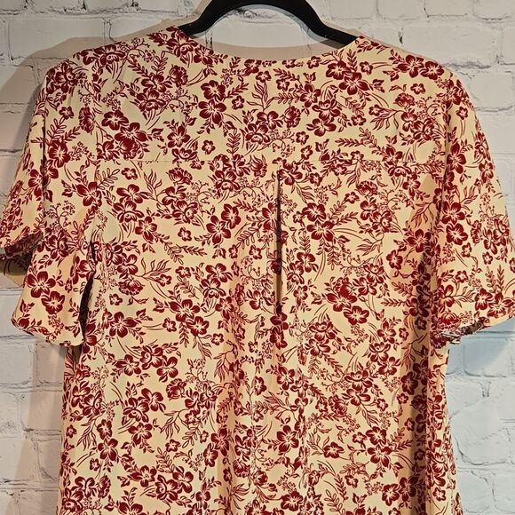 Anyally Cream And Red V Neck Top Size M - Picture 7 of 8